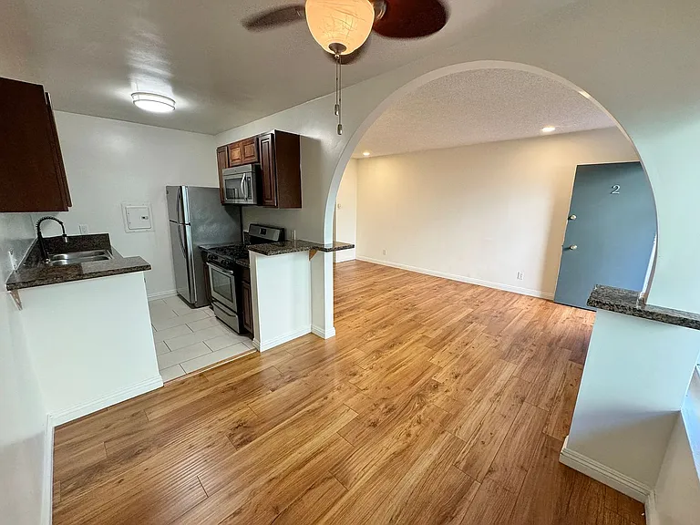 pac126 — Photo 9