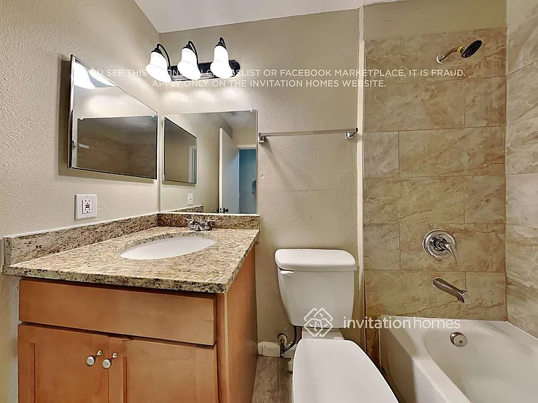 320 Roosevelt Sq — Photo 13