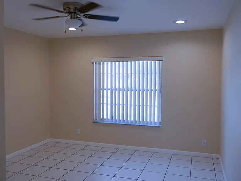 9861 Three Lakes Cir — Photo 6