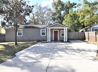 1701 SE Lambright St, Tampa, FL 33610