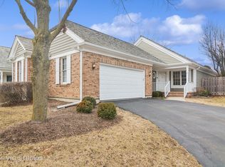 427 Park Barrington Dr, Barrington, IL 60010