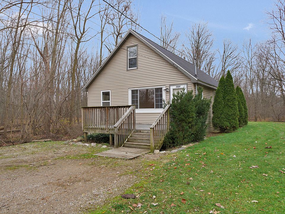 1st image of 3690 Willow Dr NE