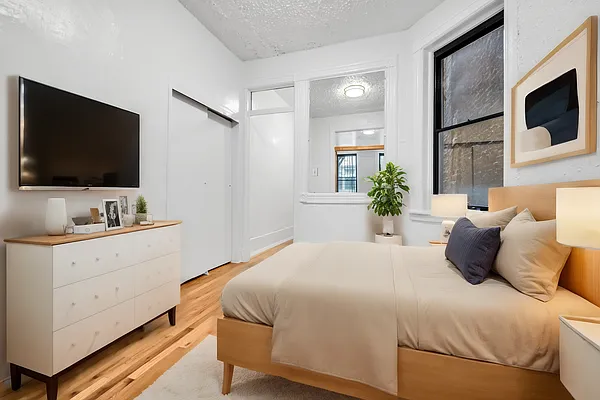 Rented by REAL New York | media 8