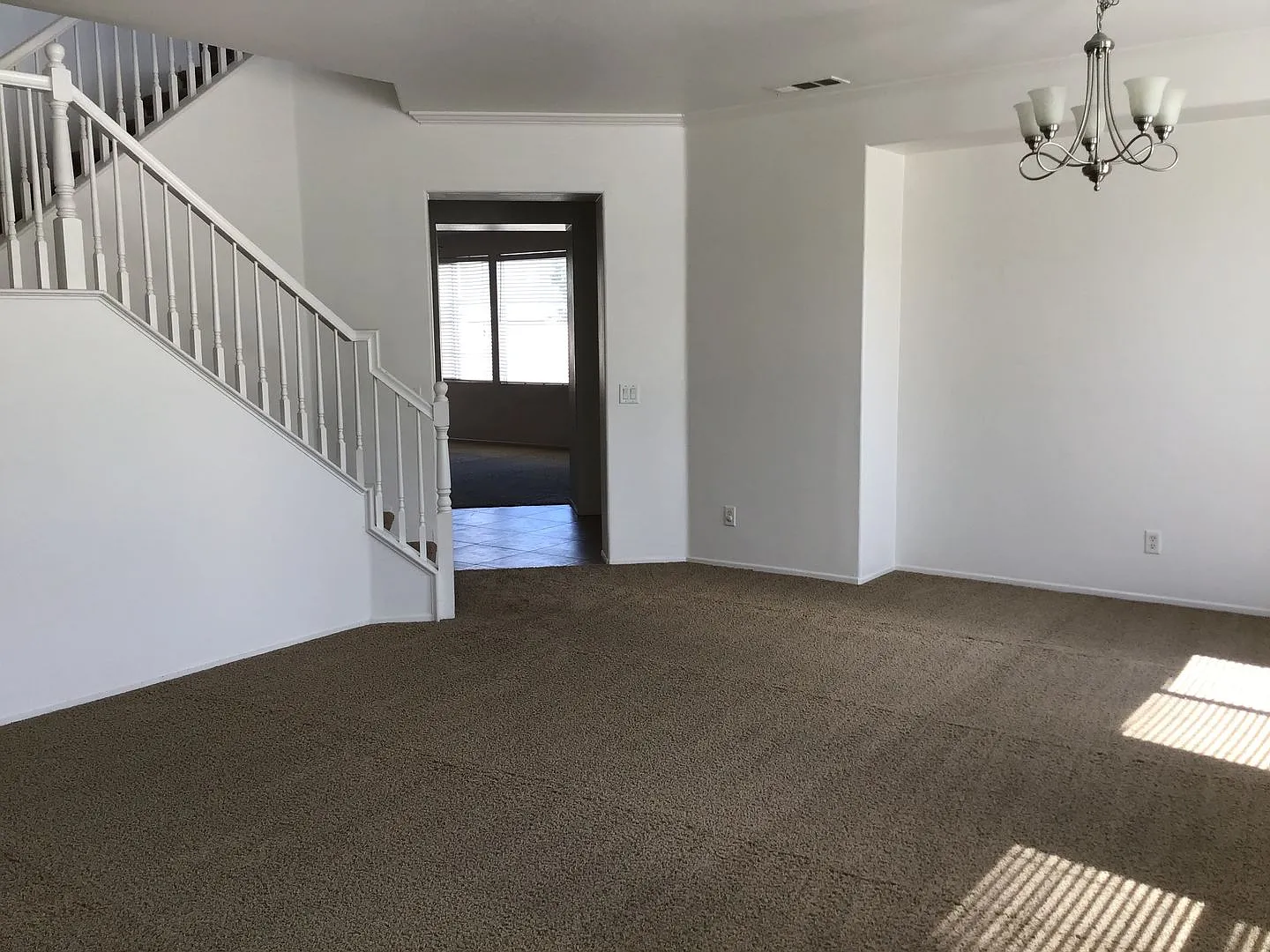 Beautiful 2 Story West Lancaster Home Offering 3024 sq. ft Near Quartz Hill High School — Photo 2
