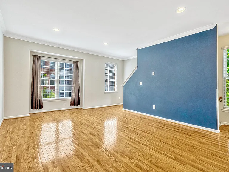 25368 Shipley Ter — Photo 13