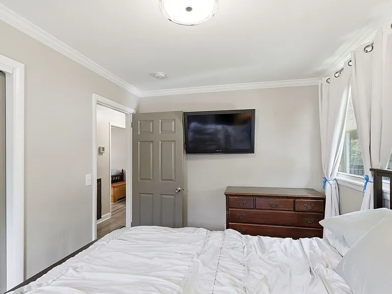 3213 Sennadale Ln — Photo 14