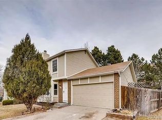994 S Oakland Ct, Aurora, CO 80012