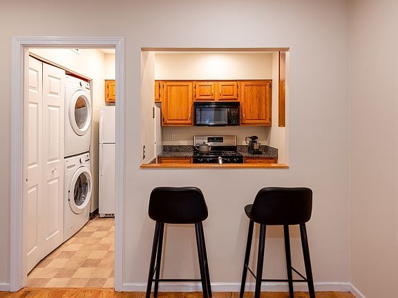 5th image of 147 Kelton St APT 305