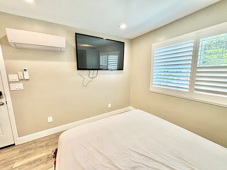 2219 Okeeffe Pl #B — Photo 3