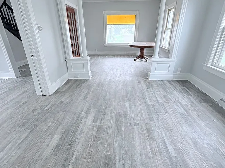 409 Healy Ave — Photo 6