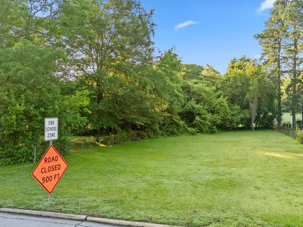 1016 N Pinkston St, Henderson, NC 27536