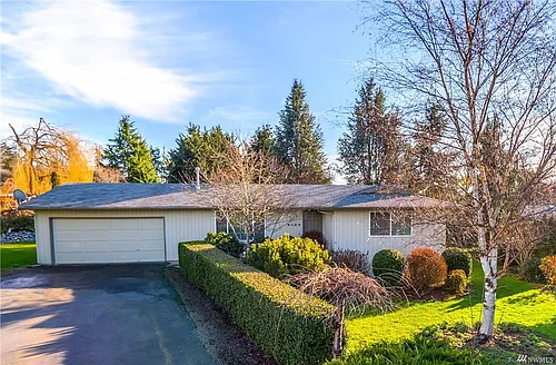 2102 Margaret Pl Photo 1