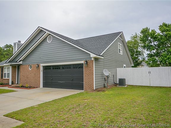 4th image of 242 Heartwood Dr