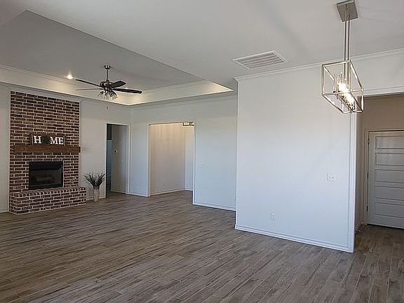 3rd image of 43 Highland Ln