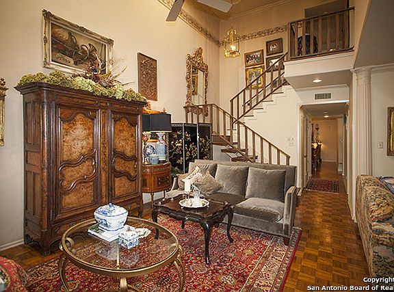 4th image of 133 BRIGHTWOOD PL #7