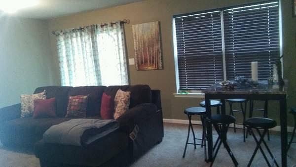 2nd image of 14 Tavern Ln