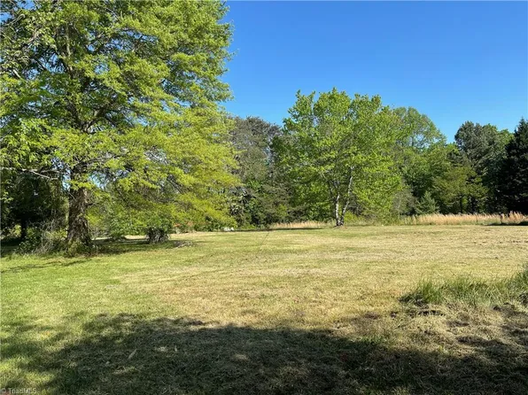 473 Old Mill Dr, Summerfield, NC 27358