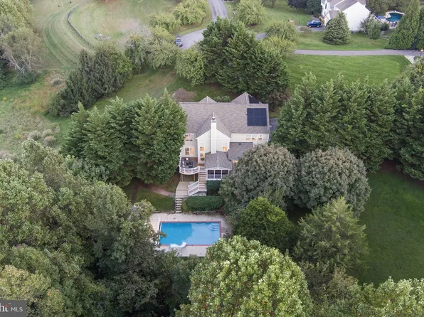 4440 Claybrooke Dr, Lothian, MD 20711