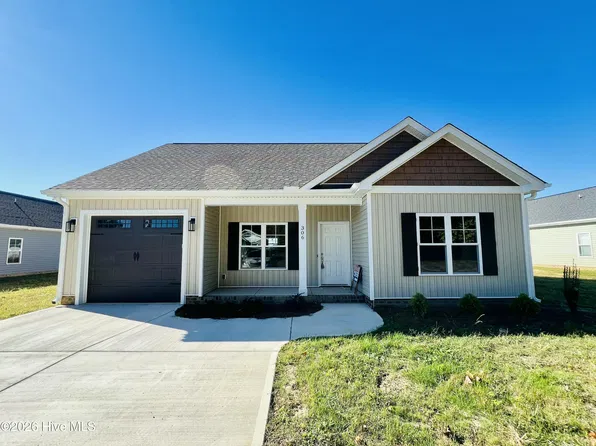 306 E Norwayne Alumni Way, Fremont, NC 27830