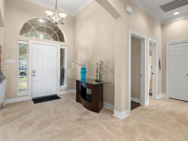 14030 Shoreline Dr — Photo 7