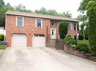 543 Cresthaven Dr, Pittsburgh, PA