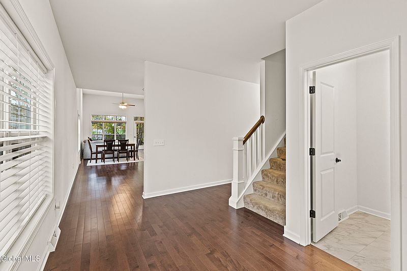 4th image of 14A Idared Lane