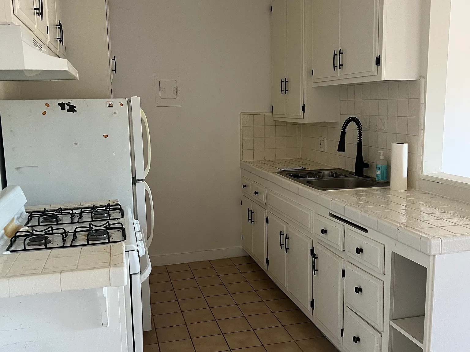 1 bed, 695 sqft, $2,180 — Photo 4