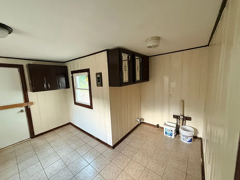 309 Oregon St — Photo 4