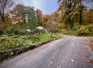 904 Shingle Rd, Chattanooga, TN 37409