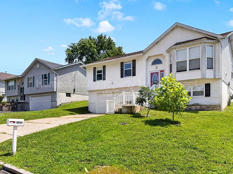 10608 Canter Way — Photo 4