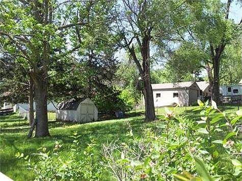 2nd image of 1942 S Maywood Ave