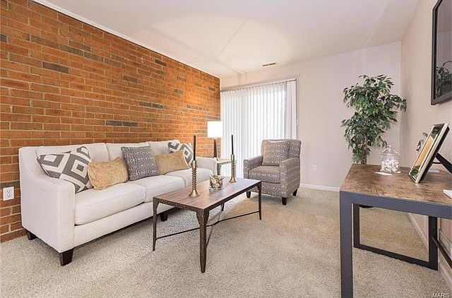 1st image of 2014 Greenglen Dr APT 102