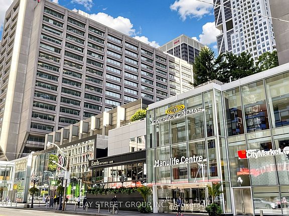 3rd image of 1121 Bay St #1708