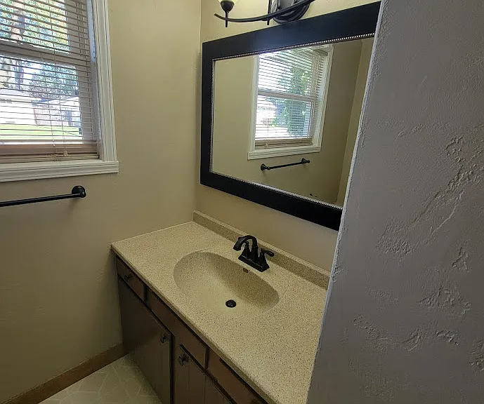 1002 Airport Rd #1 — Photo 8