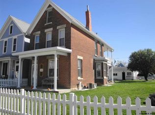 1302 Lincoln Ave, Dubuque, IA 52001