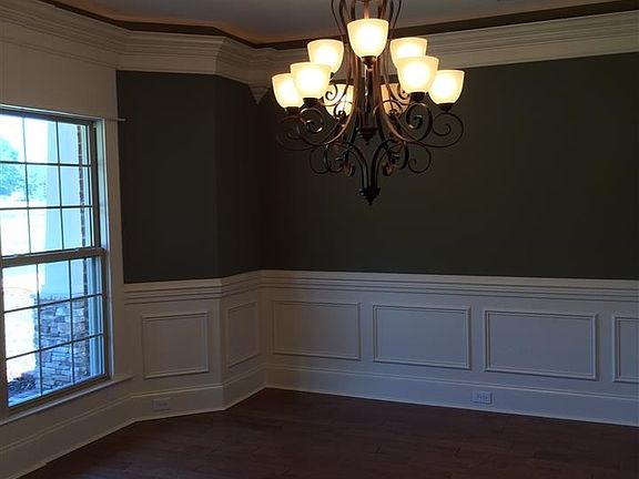4th image of 2031 Meadow Creek Cir SE