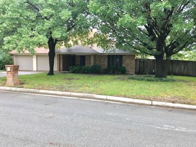 141 Shady Oaks Dr, Burleson, TX, 76028