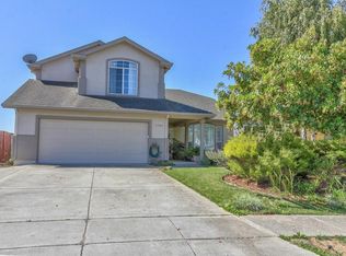 1146 Wellington Ct, Salinas, CA 93906
