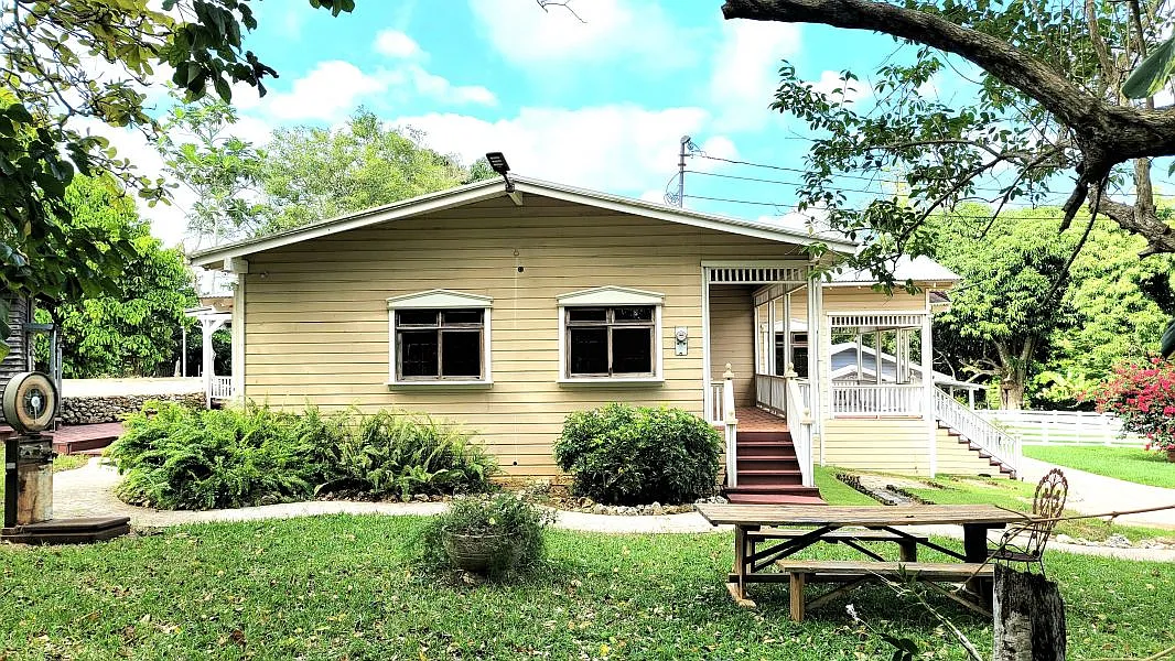3 bed, 3.0 bath, 2000 sqft, $1,700 — Photo 3