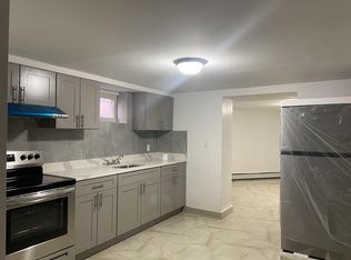 5711 146th St, Flushing, NY 11355