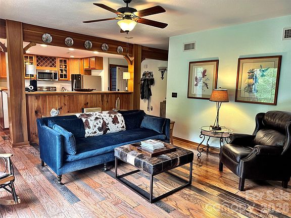 3rd image of 222 Creekside Way #D-201