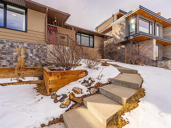 3rd image of 2311 E 19th St SW