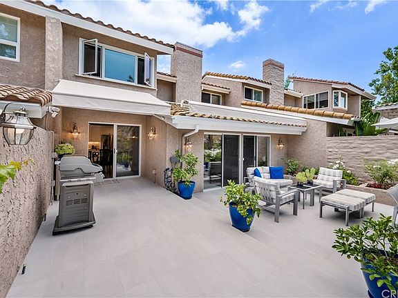 3rd image of 23052 Park Sorrento