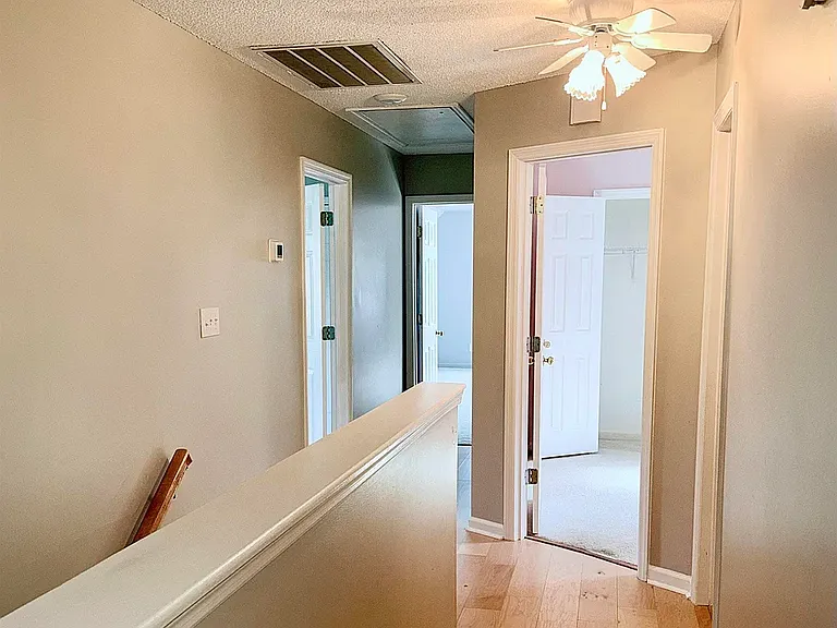 106 Golden Oak Dr — Photo 34