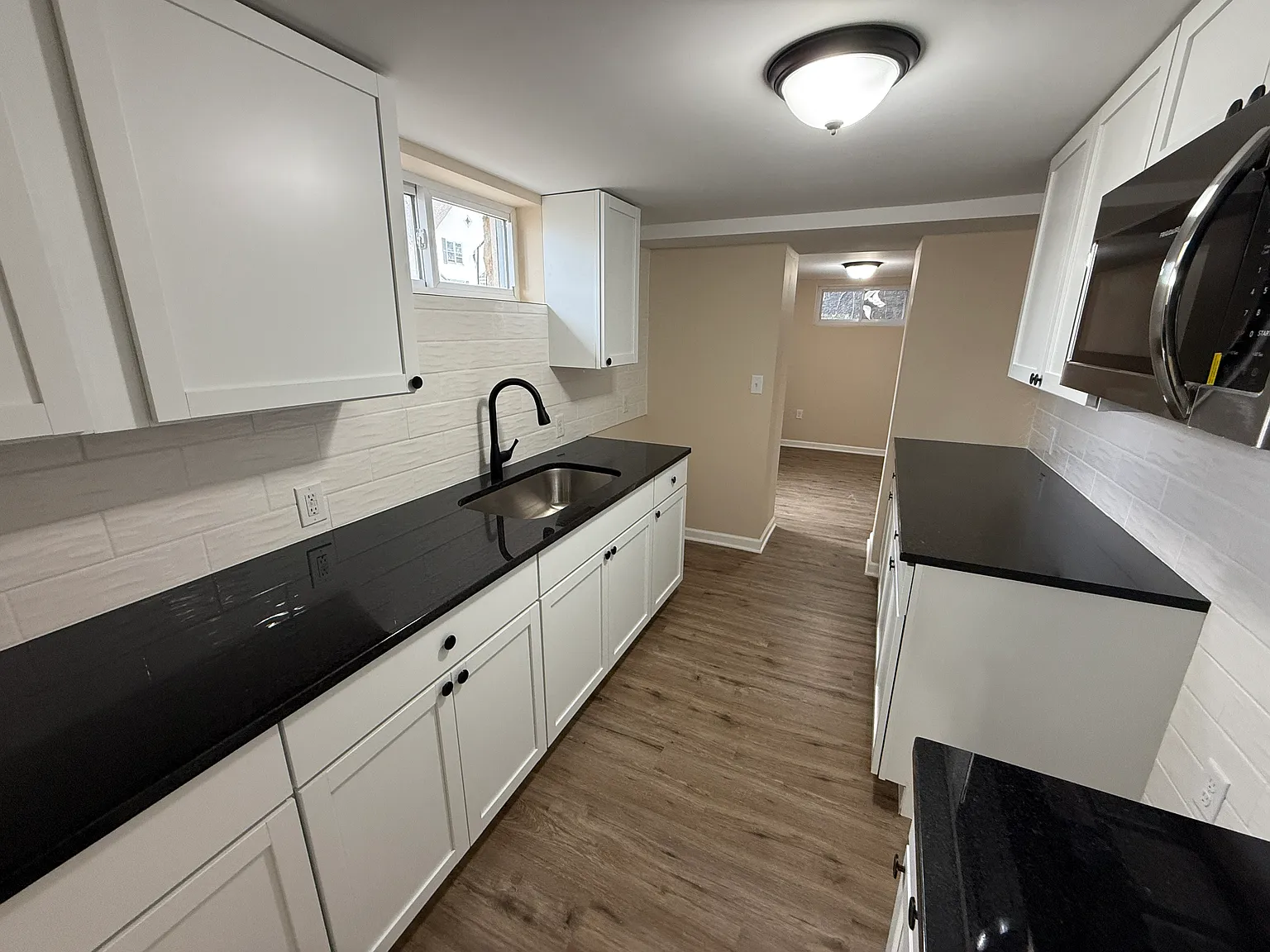 1 bed, 600 sqft, $1,200 — Photo 1