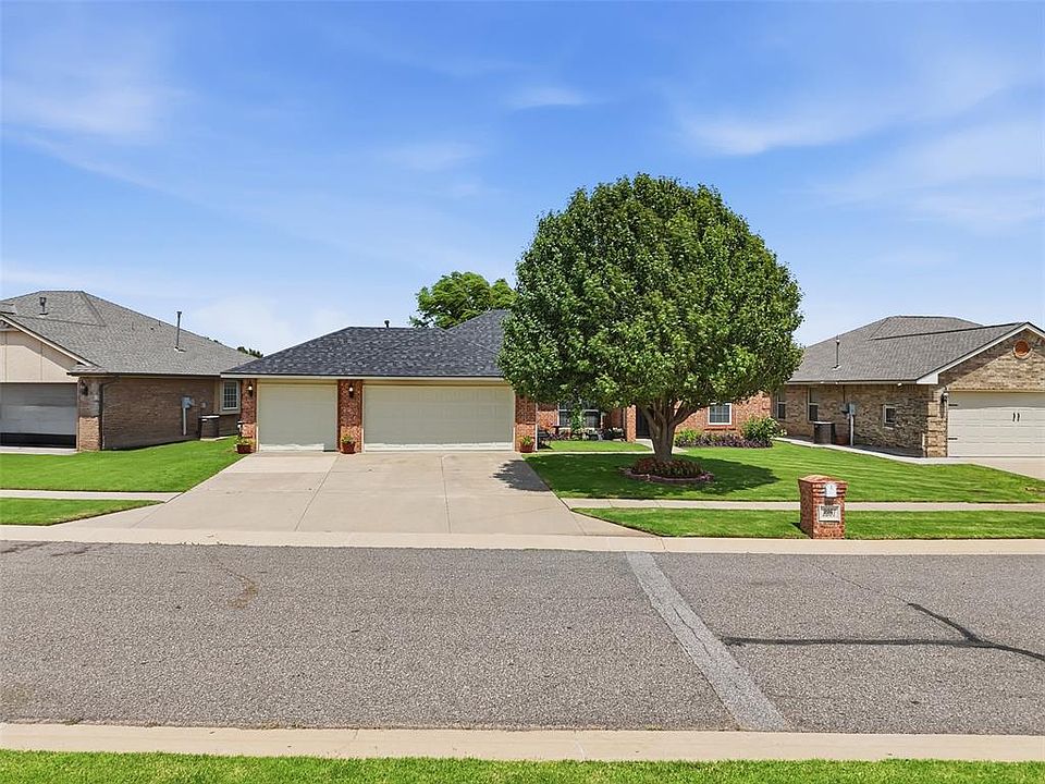 1st image of 2251 Blue Jay Dr