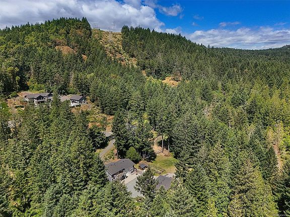 3rd image of 1789 York Ridge Pl