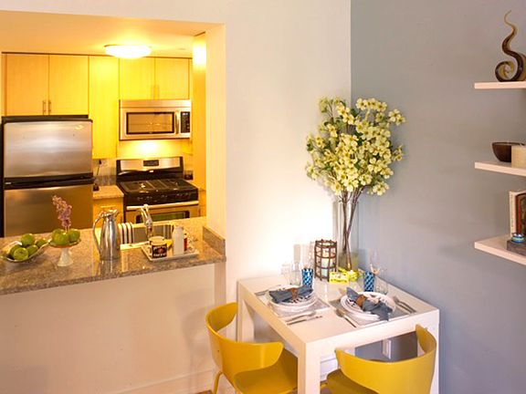 2nd image of 15350 89th Ave APT 525