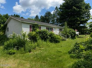262 Pine Woods Road, Melrose, NY 12121