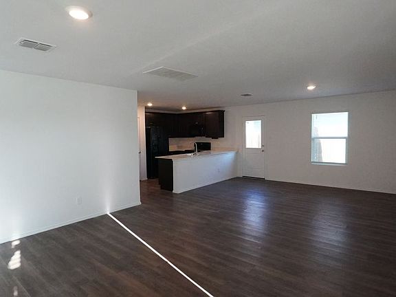 4th image of 5318 Curwood Dr